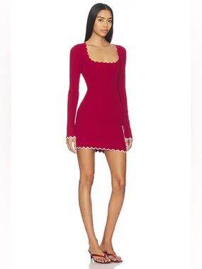 LOVERS AND FRIENDS 
HELENA SCALLOP DETAIL MINI DRESS